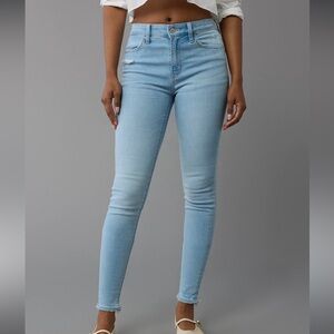 American Eagle Next Level High-Waisted Jegging - Fresh Bright Size 8